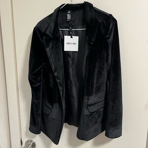 NWT Agnes and Dora velvet blazer